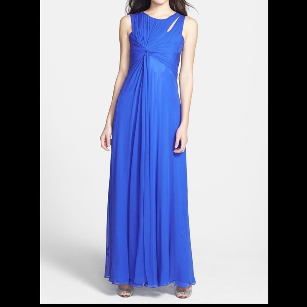 Vera Wang Long Blue Prom Dress